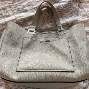Steve Madden Light Gray Textured Tote